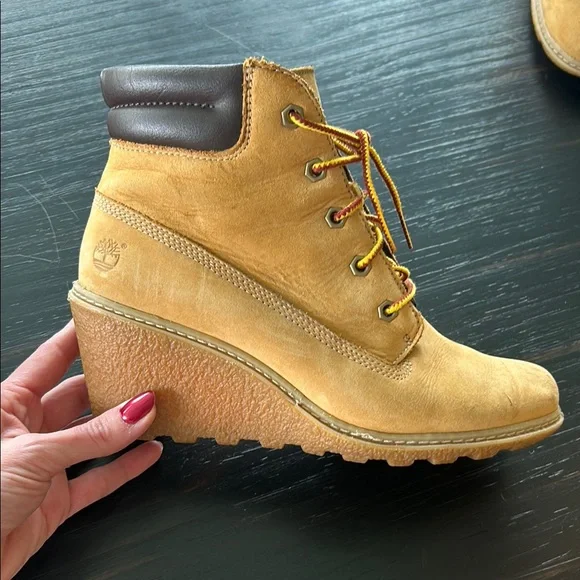 Timberland Women's Tan Wedge Boots - Picture 3 of 8